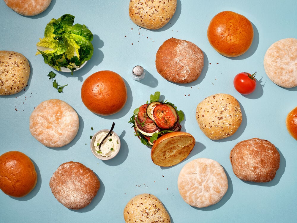223955_223954_223464_24080000_23620000_25770002_Groepsbeeld_gourmet_buns_launch_potato_bun